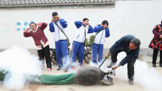 如花老师带同学们炸爆米花吃,现炸的爆米花,真香真好吃