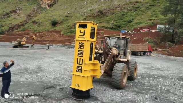 高速液压夯实机实力派装载机液压夯 强夯式液压夯实机