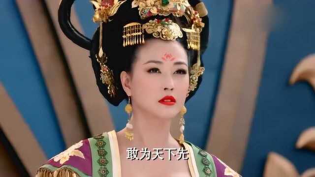 难怪美女嘴里含着“花”,看到她接下来做出的举动,一国之主都不淡定了!