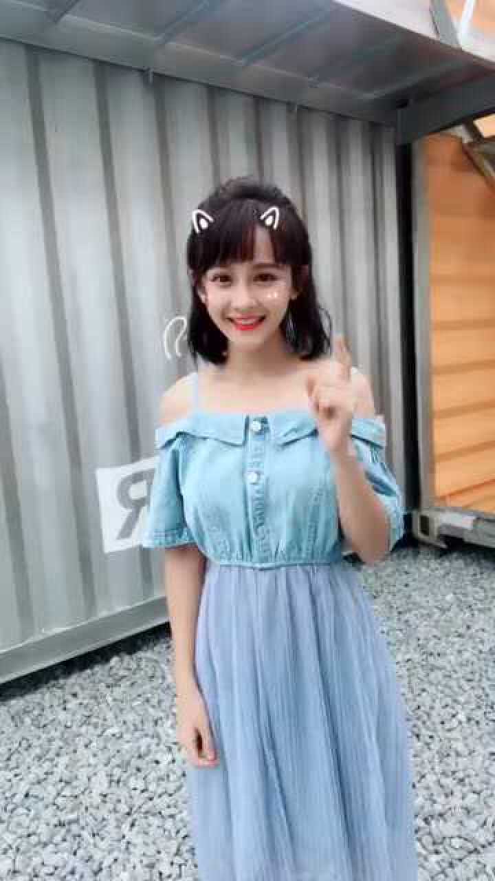 我们一起学猫叫这个美女好可爱想要带回家见妈妈