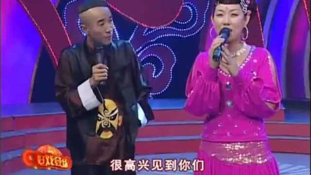 别碰我玉体,女人带玉好听?小伙:玉腰玉腿,上面有个玉芋头