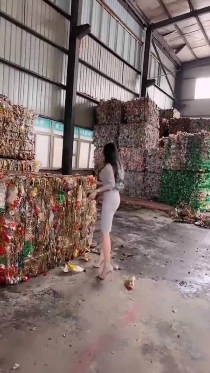 收废品的女人_腾讯视频