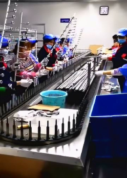 工厂流水线，只要手速够块，工资自己说的算！