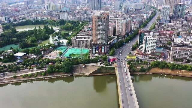 瞰衡阳丨蒸湘北路华源市场过蒸水大桥至立新大道段 车水马龙繁华如昨