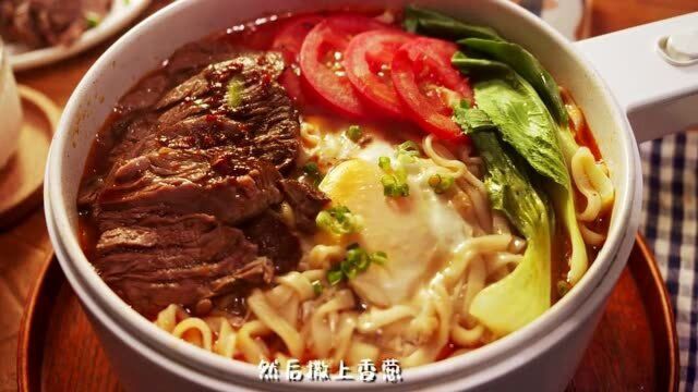 在家来一碗牛肉手擀面