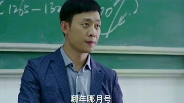 学霸被老师抓住抄袭论文,查重复率竟100%,学霸回答让老师无言以对!