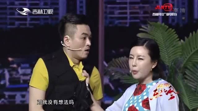 李超群介绍自己的电影 介绍完了小翠竟以为李超群不想活了?搞笑