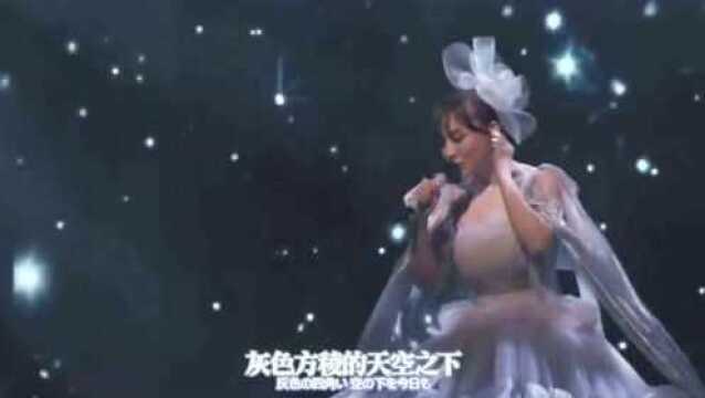 滨崎步《Jewel》超绝美现场Live,女王变仙女,撼动了无数人的心