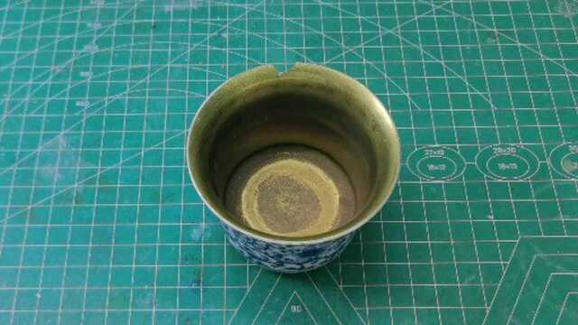 破损青花描金的瓷器修复后完好如初(古陶瓷无痕修复)