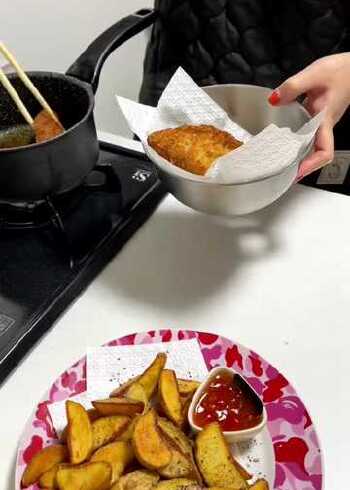 炸土豆，烤串，今天卡路里飙升