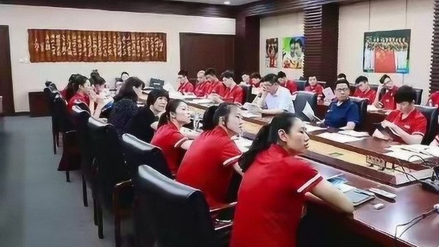 大局已定!网曝中国女排最终12人名单,替补队员5选2靠投票产生?