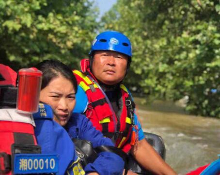 视频|湘潭市安全应急救援志愿者联盟志愿者陈盛谈新乡救援经历