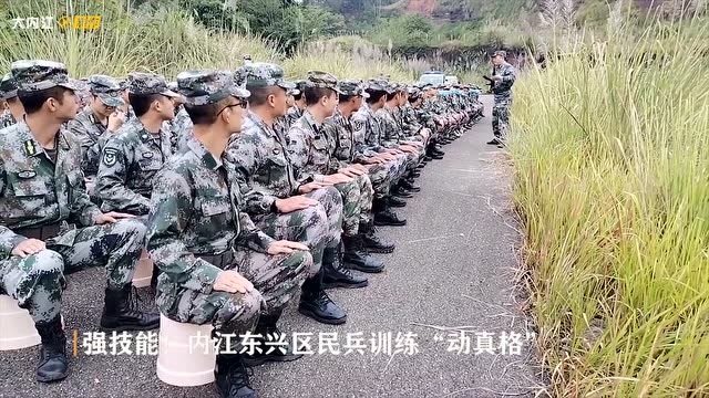 强技能!内江东兴区民兵训练"动真格"