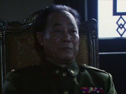 大陆小岛:顾显章为齐君准备办公室,齐君到了摆起架子