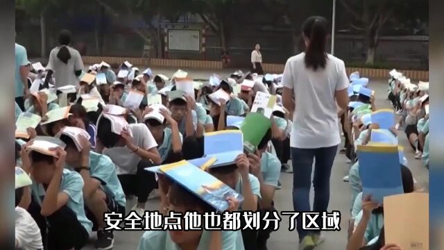 他是不务正业的校长?拯救了全校2290人