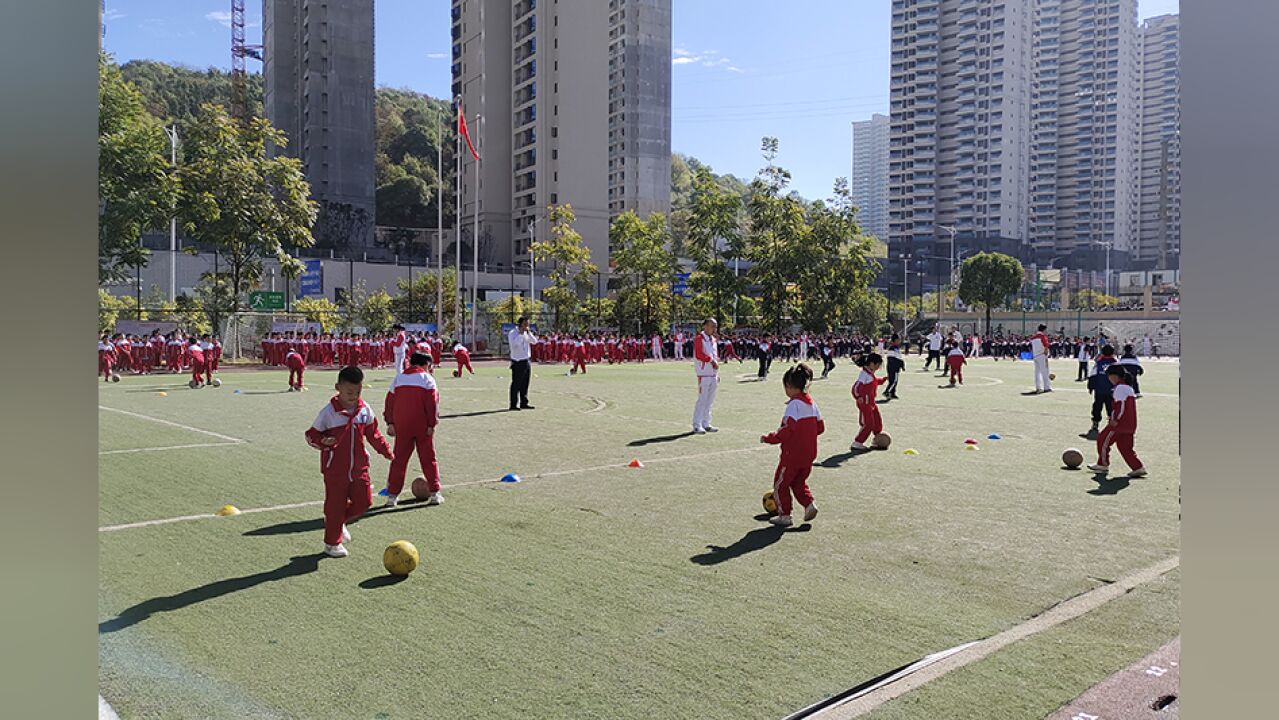 郴州华府小学:绽放“体育之花” 呵护健康成长