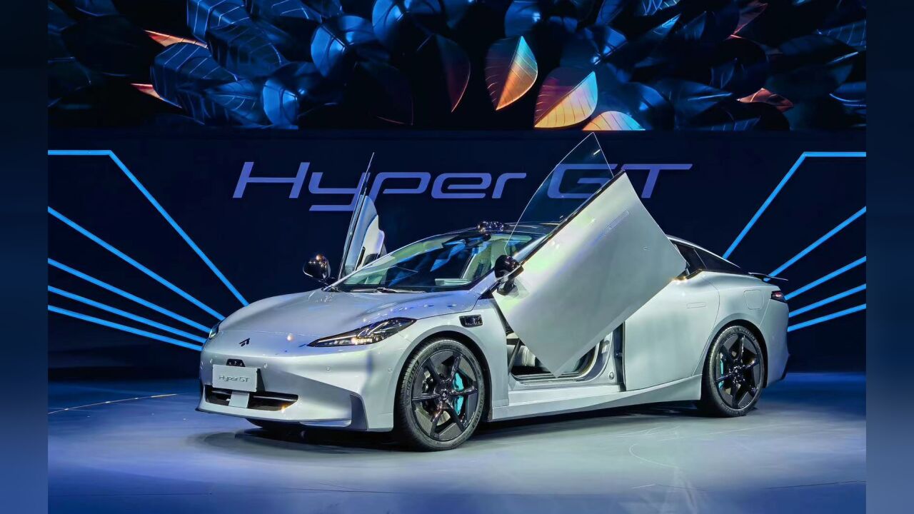 鸥翼门纯电轿跑车 静态解读埃安高端序列车型Hyper GT