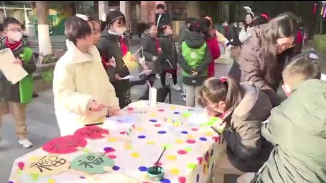 奉教院附小开学第一课学习实践巧结合,在“身边明星”指引下拥抱新学期~