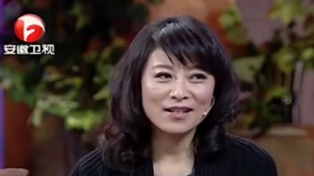 岳红离婚后独自养女儿,不幸患胃癌,她依旧坚强乐观|静距离