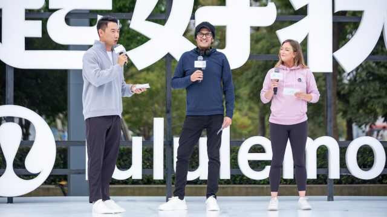 现场|lululemon“好状态艺动长廊”亮相上海徐汇滨江