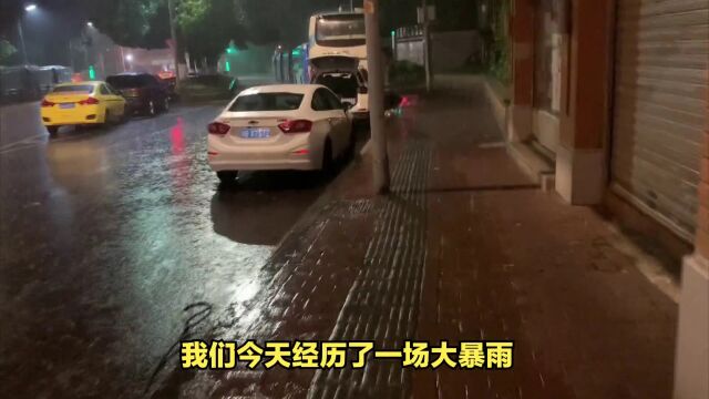 桂林371所学校因暴雨停课