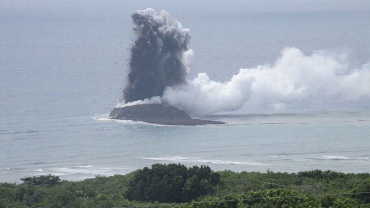 海底火山喷发后,日本诞生“全球最新岛屿”