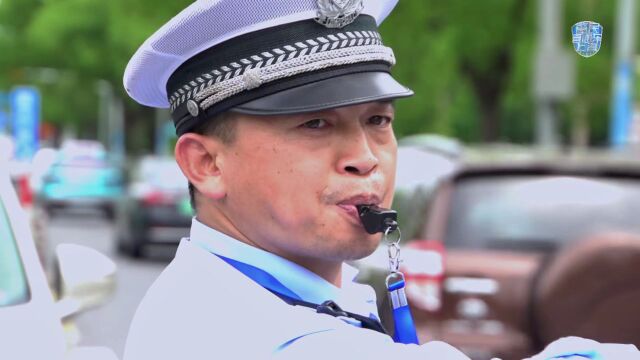 从“兵王”到“全国优秀人民警察”,这位交警又获评上海市“最美退役军人”