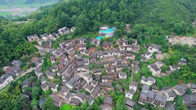 这个夏天,我来到中国最美古村篁岭古村,度过一段奇妙夏夜,做一回仲夏夜之梦#在江西寻找大自然的馈赠 #篁岭乡村夜游季