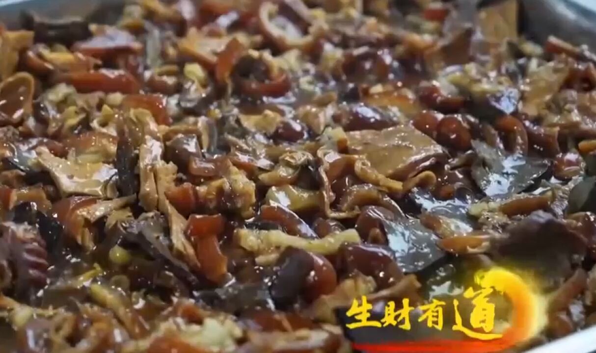 当地特产美食“冷荤”,用料讲究十分美味,深受众多食客喜爱