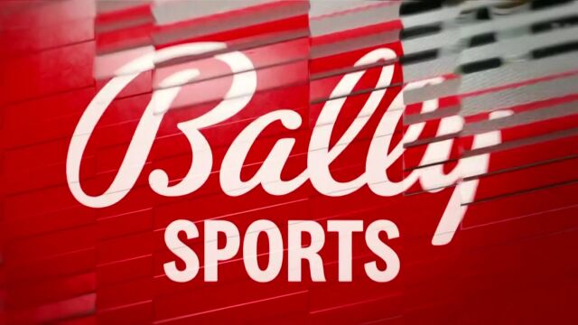 狂轰滥炸打崩对手 字母哥连续轰下8分扩大分差