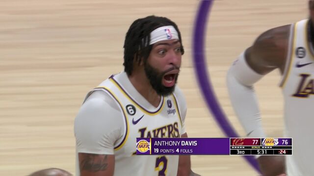 NBA常规赛：骑士vs湖人第3节中文解说回放