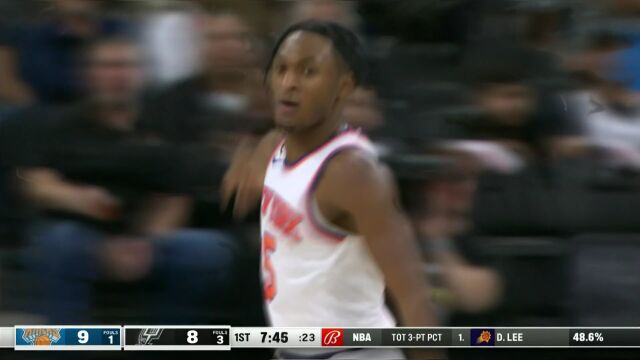 索汉飞身上篮偏出 兰福德冲入篮下上演双臂补扣