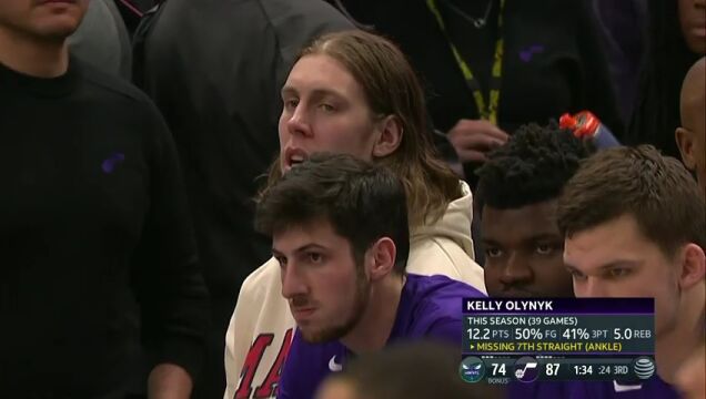 NBA常规赛：黄蜂vs爵士英文原声全场回放