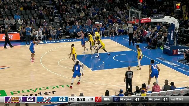 NBA常规赛：湖人vs雷霆第3节英文原声回放