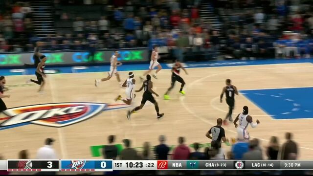 亚历山大助飞吉迪 信马由缰上篮得手