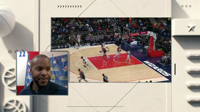 库兹马延续火热手感三分命中 再灵动跑位上反篮得手