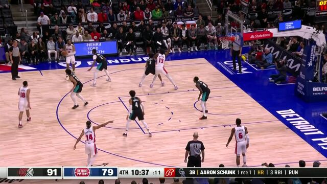 NBA常规赛：开拓者vs活塞第4节中文解说回放