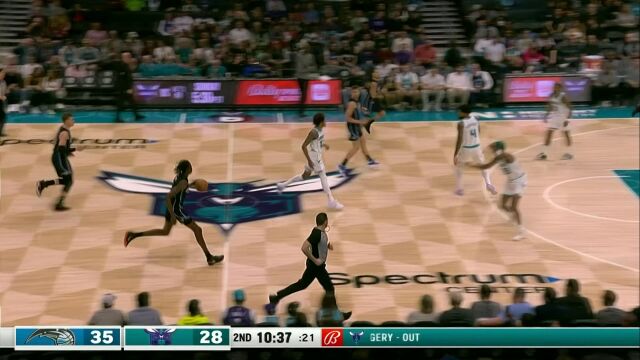 NBA常规赛：魔术vs黄蜂第2节英文原声回放