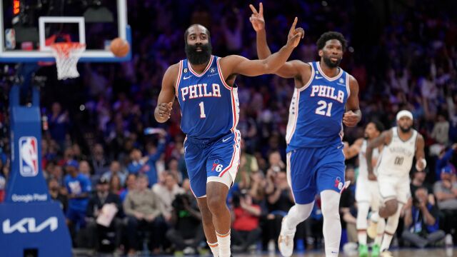 篮网84-96费城 恩比德20+19马克西33分费城再胜篮网2-0