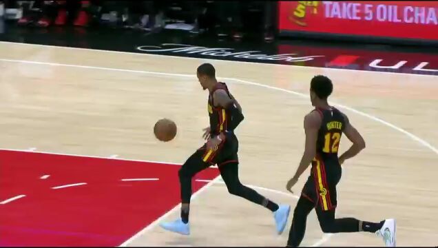 NBA常规赛：76人vs老鹰第2节中文解说回放