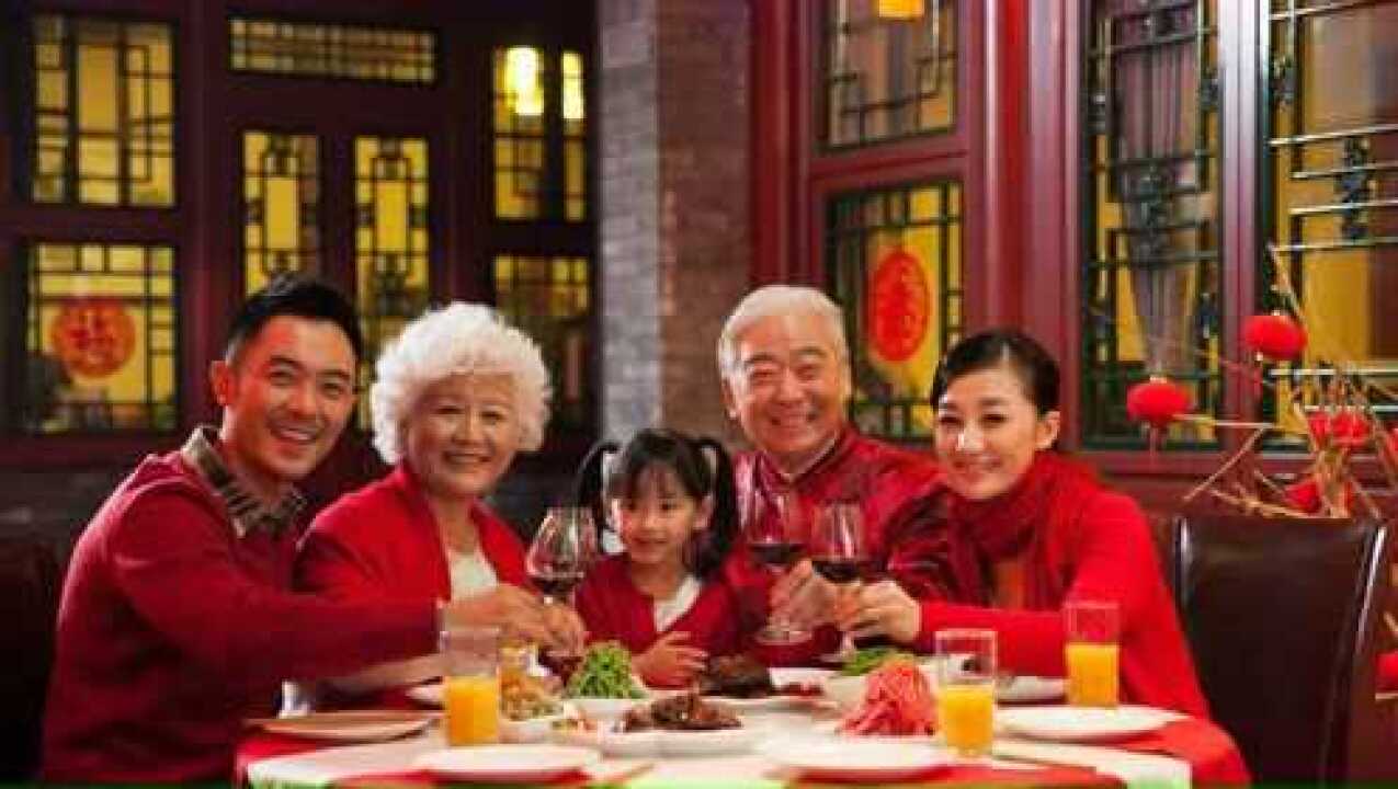 中国60年年夜饭变迁史!历年长啥样?看完你再也不愁今年吃什么了