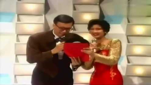 香港1989年十大劲歌金曲颁奖典礼，黄家驹首次主唱，你听过几首？