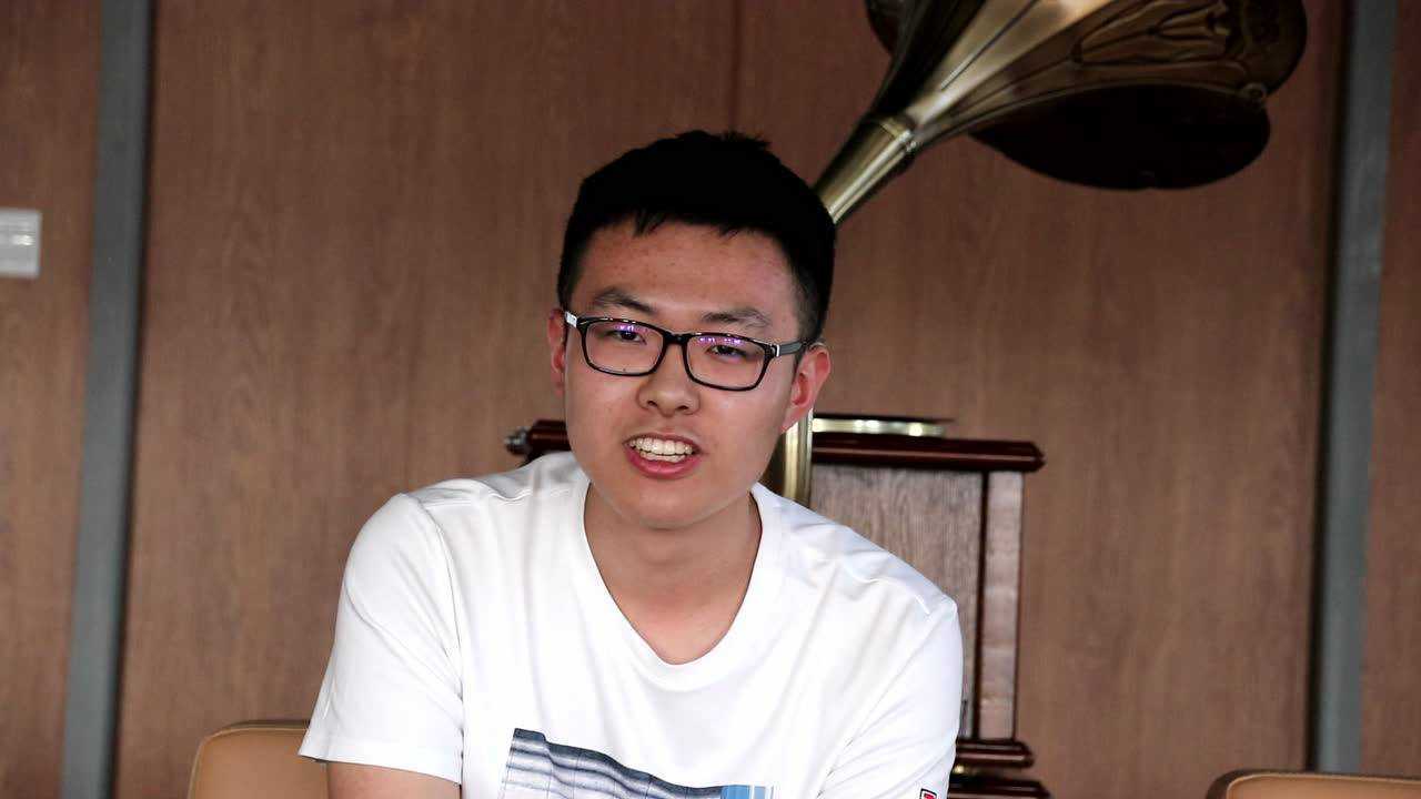 刘宸玮朋友采访