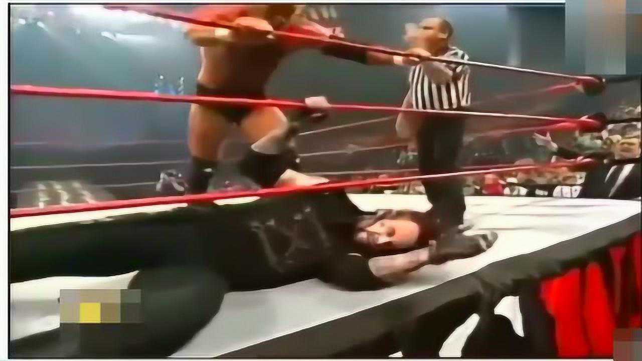 wwe死神送葬者vs疯子希谁才是锁喉抛摔的鼻祖