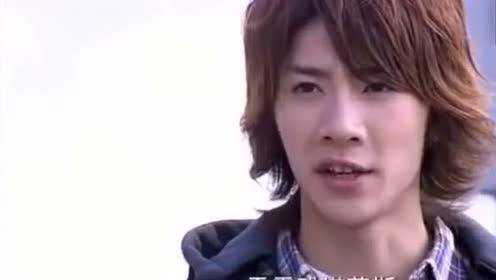 铠甲勇士，变身合集，特效越来越走心，但是第四部能不能也用点心