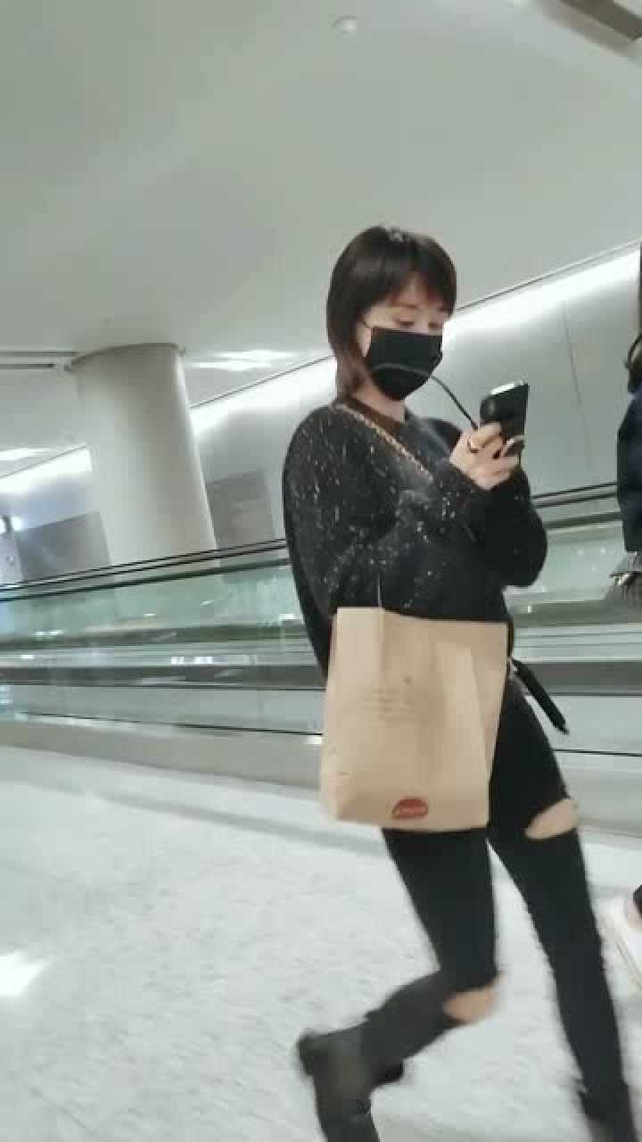 商场偶遇王子文_腾讯视频