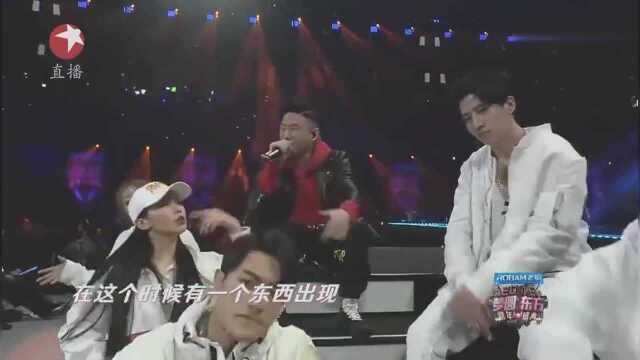 欧阳靖嘻哈秀,一尾《HipHopMan》像念黑