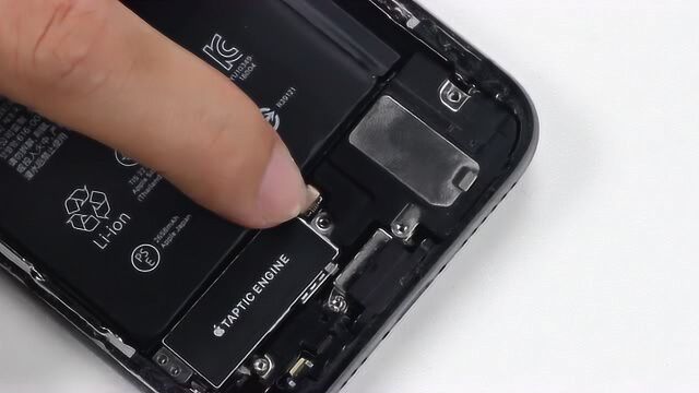 iPhone XS 振子和扬声器拆解更换教程