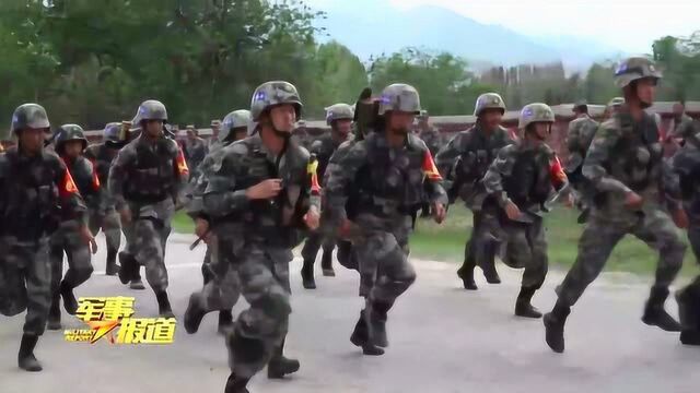 天山脚下 战斗班组全要素连贯考核