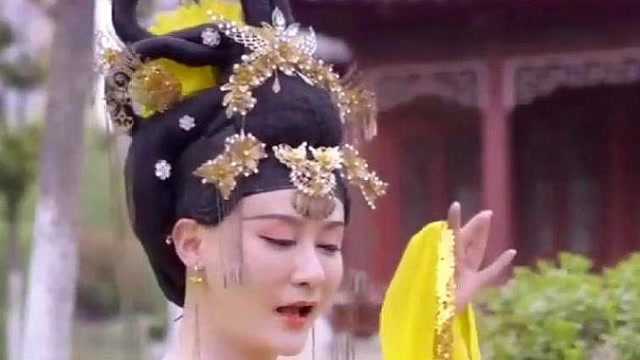 反串演员唱男版《女儿情》,简直太完美了,才艺双全!